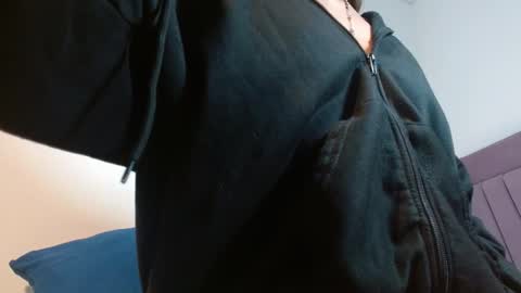 melody_mercy online show from March 1, 3:05 pm