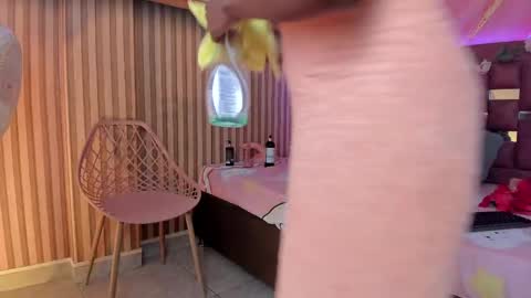 Mixie online show from February 21, 1:55 pm