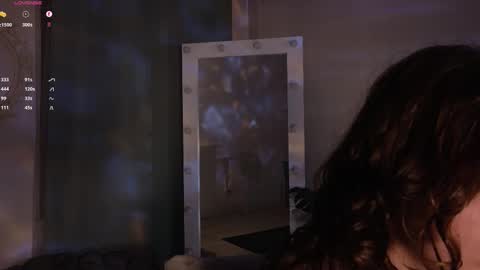 melody  online show from November 17, 3:03 pm