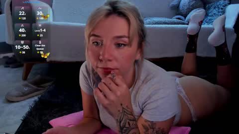 sophia online show from February 12, 7:45 pm