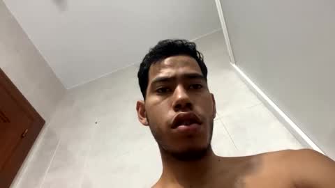 memolesta13 online show from January 17, 10:11 am