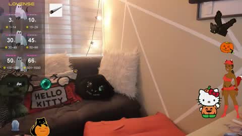 Valentina  online show from October 31, 3:56 pm