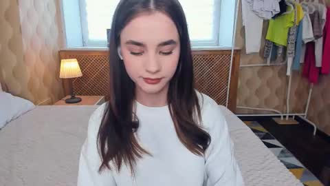 Julie online show from October 15, 10:38 am