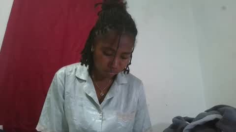 meraldaaaa online show from September 26, 5:37 am