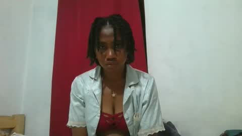 meraldaaaa online show from October 27, 5:07 am