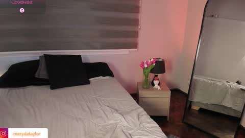 Merida  online show from March 10, 3:49 pm