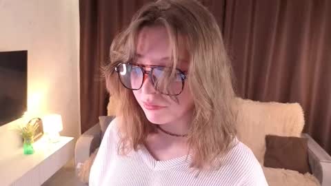 Marie online show from January 16, 5:05 am