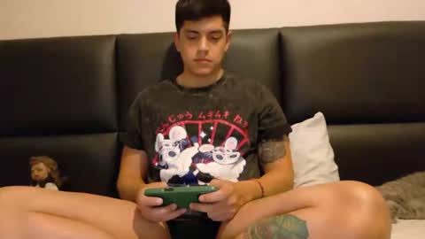 mesmerisedear online show from June 25, 3:36 am