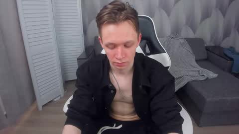 MEVERIK OUSHEN online show from April 14, 7:22 am