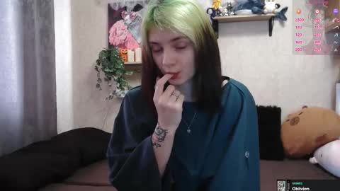 Mavis online show from October 16, 3:17 am