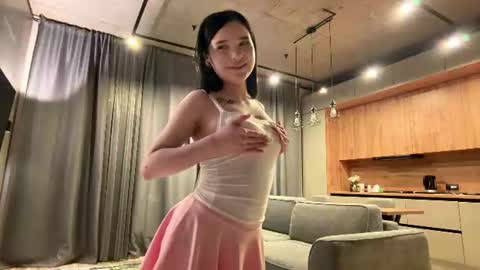 mewpuff online show from July 4, 9:29 pm