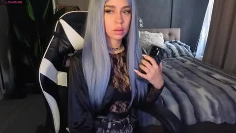 vollmond online show from January 17, 7:07 am