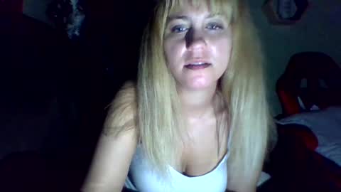 mezzy69 online show from October 1, 8:35 am