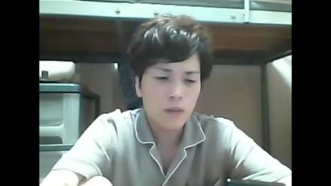 Snapshot of mgnhiroyuki chatting on September 11, 1:56 pm mgnhiroyuki online show from September 11, 1:56 pm