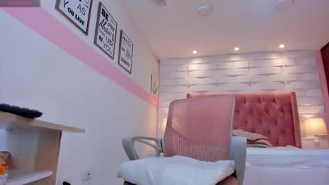 melissa online show from October 31, 10:43 pm