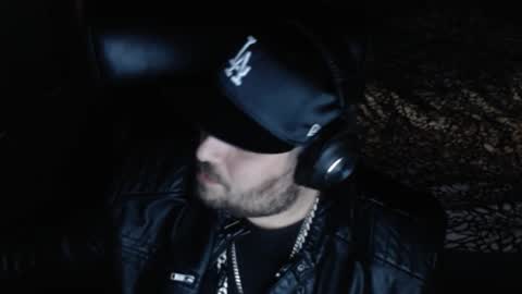 just ask online show from October 18, 3:38 pm