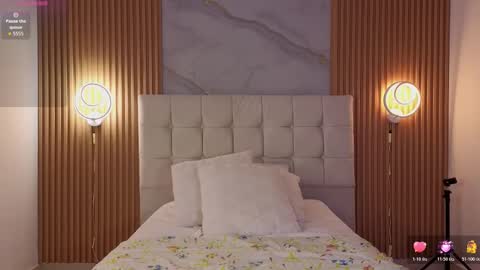 mia online show from October 21, 3:00 am