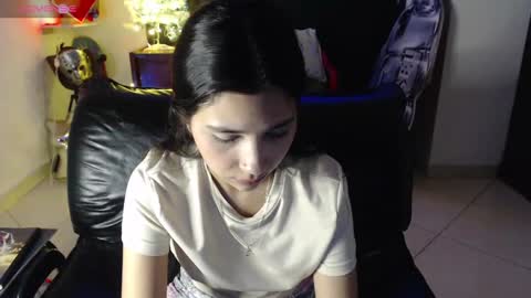 Mia online show from January 10, 5:47 am