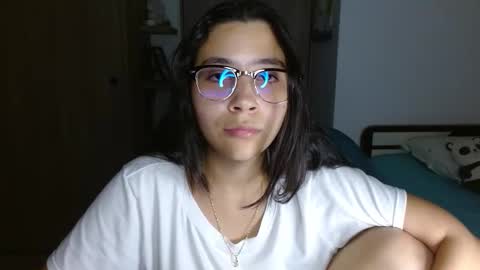 Mia online show from February 6, 5:22 am