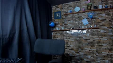 Mia and vincentt model indepent online show from October 15, 3:54 am