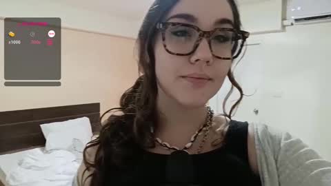 Snapshot of mia_boone chatting on March 9, 3:11 am mia_boone online show from March 9, 3:11 am