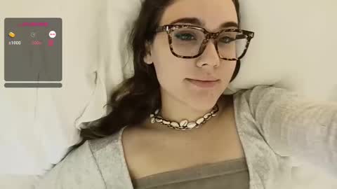 Snapshot of mia_boone chatting on January 17, 11:18 pm mia_boone online show from January 17, 11:18 pm