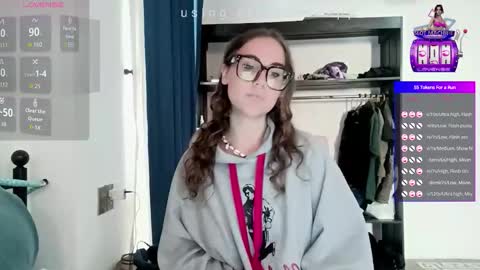 Snapshot of mia_boone chatting on September 10, 2:01 am mia_boone online show from September 10, 2:01 am