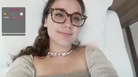 Snapshot of mia_boone chatting on December 30, 3:34 pm mia_boone online show from December 30, 3:34 pm