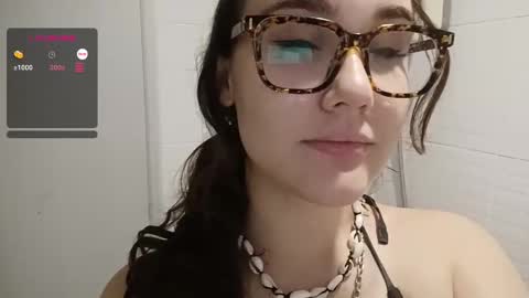 Snapshot of mia_boone chatting on January 30, 4:45 pm mia_boone online show from January 30, 4:45 pm