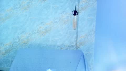 Mia  online show from October 6, 12:01 pm