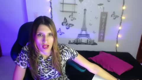 mia_cherry222 online show from July 30, 3:07 am