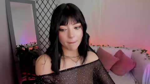 mia_collins_b online show from June 6, 1:55 am