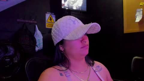 Mia daniela  online show from October 4, 6:22 am