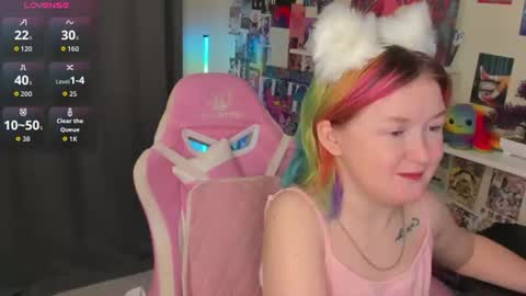 Mia online show from July 8, 7:34 am