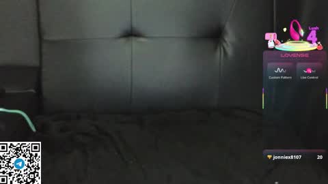 Golden ones online show from March 1, 8:53 pm