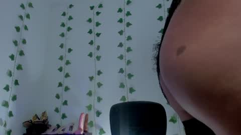 MIA online show from April 8, 10:24 pm