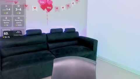 Mia online show from February 24, 12:59 pm