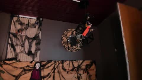 Val  online show from October 23, 11:44 am