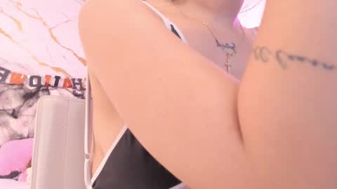    online show from October 22, 12:18 pm