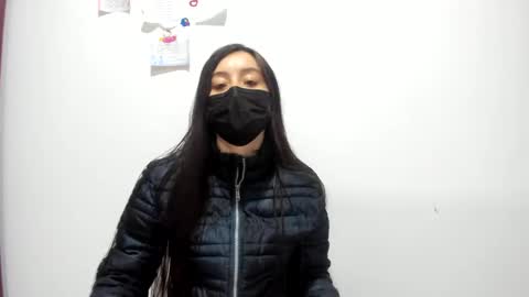 mia kaneee online show from February 16, 10:10 pm