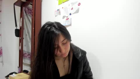 mia kaneee online show from January 25, 1:32 am