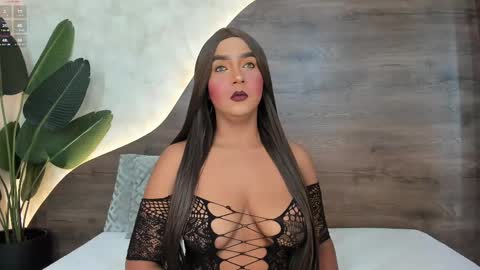 mia_lacy online show from February 9, 7:19 pm