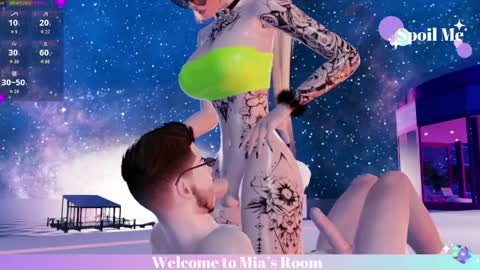 Mia online show from June 7, 7:08 pm