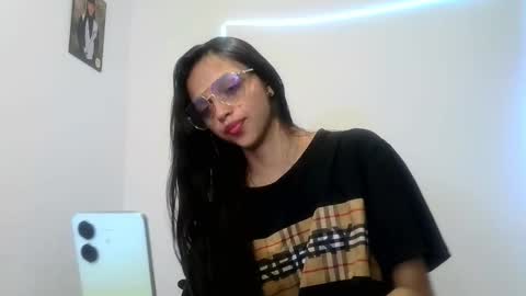 mia lucy 21 online show from October 16, 1:44 pm