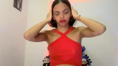 mia lucy 21 online show from September 25, 7:21 pm