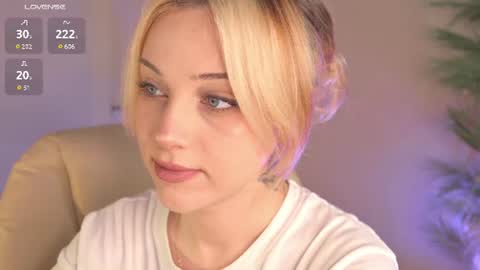 mia_milagros online show from July 15, 7:46 am
