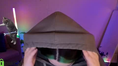 Mia online show from March 31, 2:23 am