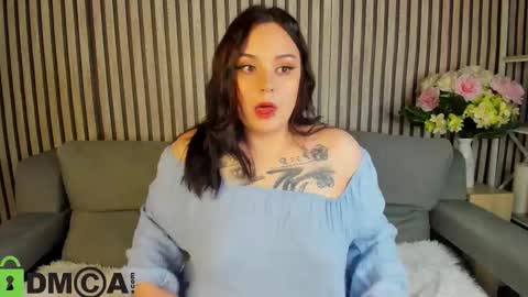 Mia online show from October 9, 1:11 am