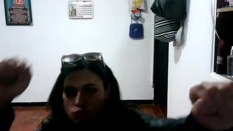 mia_robeerts online show from June 13, 12:32 am