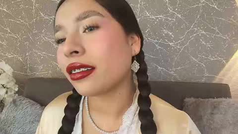 Mia Roux online show from March 1, 10:10 pm